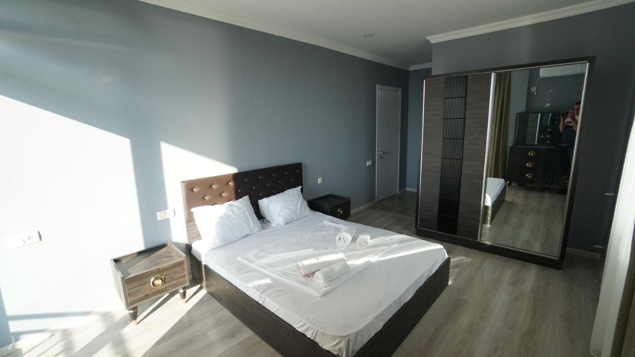 Guest House Etm Махинджаури Экстерьер фото