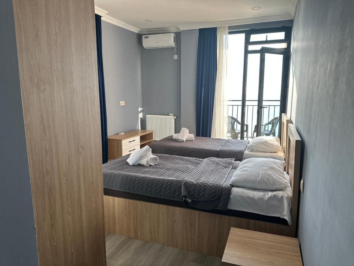 Guest House Etm Махинджаури Экстерьер фото