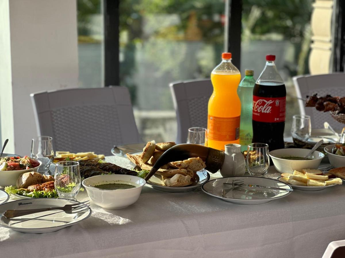 Guest House Etm Махинджаури Экстерьер фото